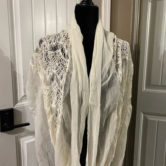 Ivory Scarf - Picture 2 of 2